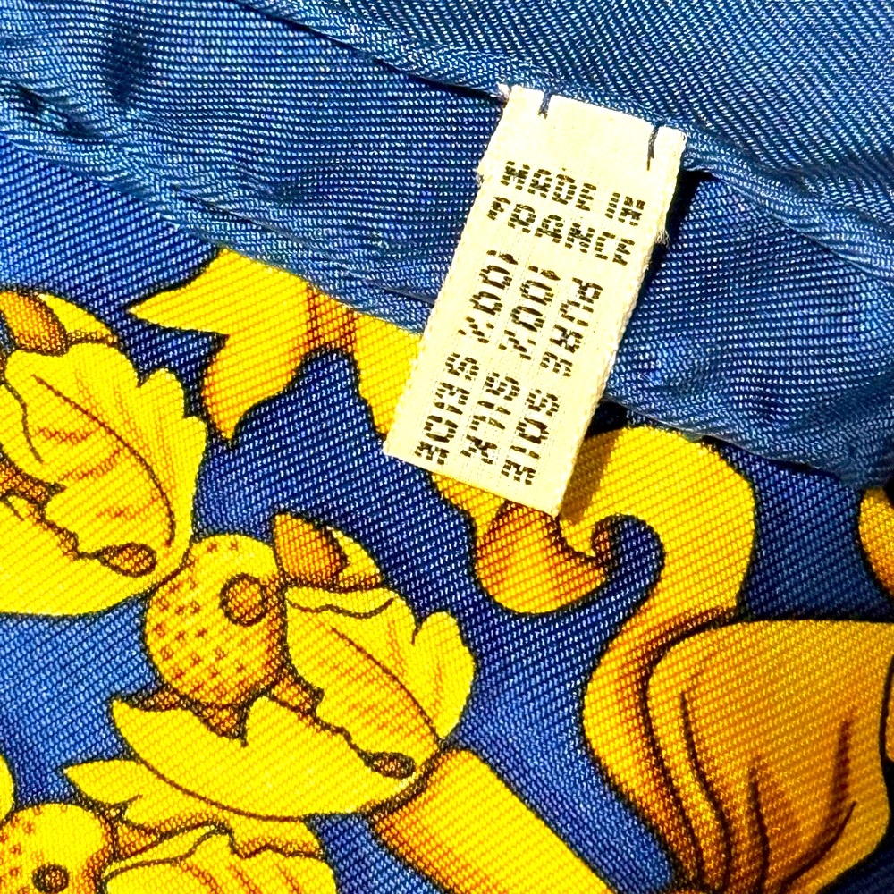 NWOT White House Historical Association 33” square silk French Blue & Gold Scarf - Picture 7 of 9